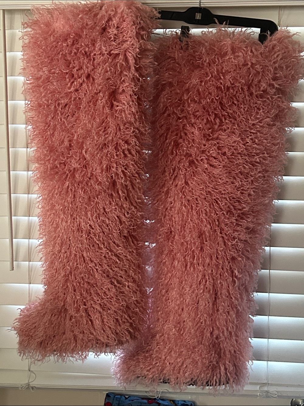 Faux Fur Shaggy Boots in Dusty Rose